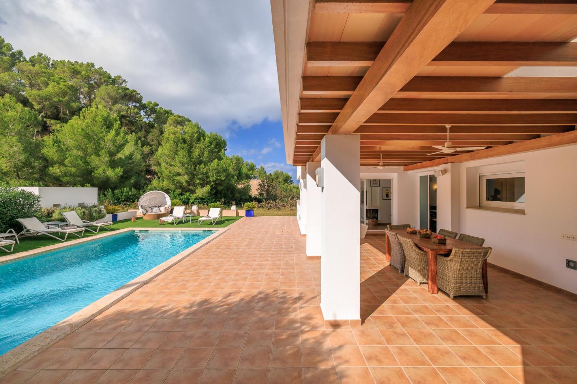 Casa de férias Parras Casa Con Piscina Y Barbacoa Cerca De La Playa *